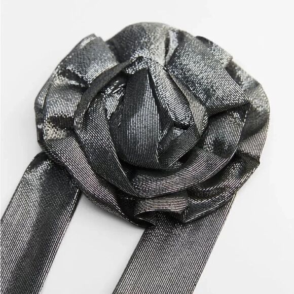ZARA SILK BLEND FLORAL SCARF - Picture 9 of 9